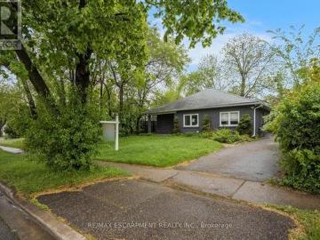16 Woodward Avenue, Brampton, ON, L6V 1K1 house for sale | Listing ID W13485 | Royal LePage