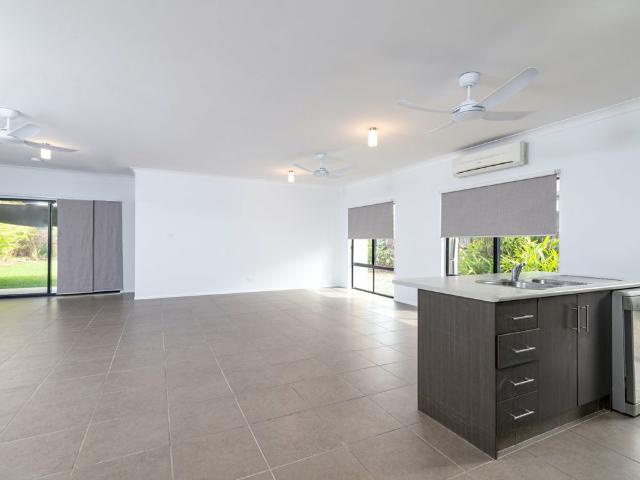 16 Yiki Street, Port Douglas QLD
