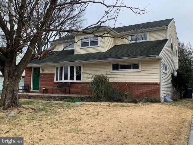 16 Akron Avenue