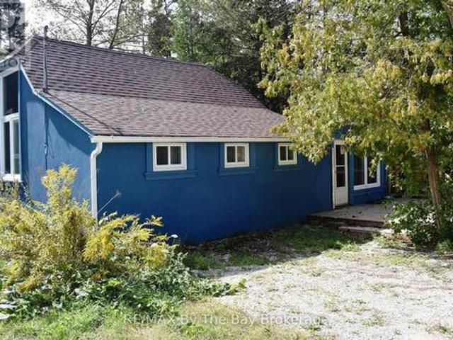 16 Albert Street, Wasaga Beach, ON, L9Z 2M2 house for lease | Listing ID S13810 | Royal LePage