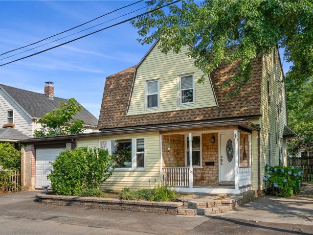 16 Allard Street