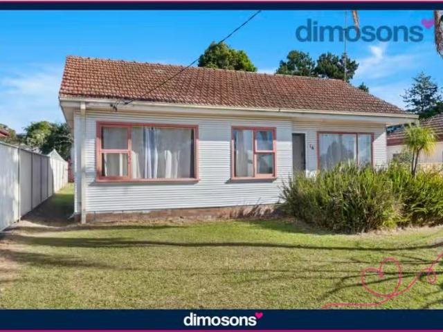 16 Amaral Avenue, Albion Park House for rent Listed by Dimoso.
