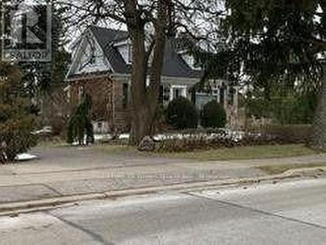 16 Anson Avenue, Toronto, ON, M1M 1X3 house for sale | Listing ID E13627 | Royal LePage