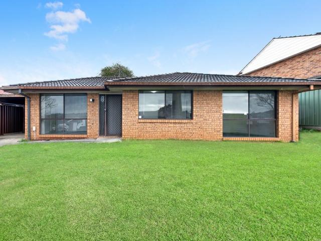 16 Aplin Rd Bonnyrigg Heights