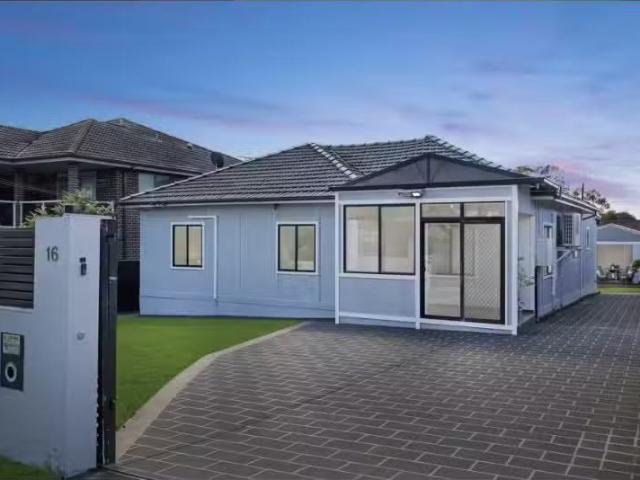 16 Arlewis Street, Chester Hill House for rent Listed by Lj H.