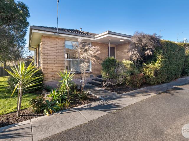 1/6 Bala Street, SEBASTOPOL VIC 3356