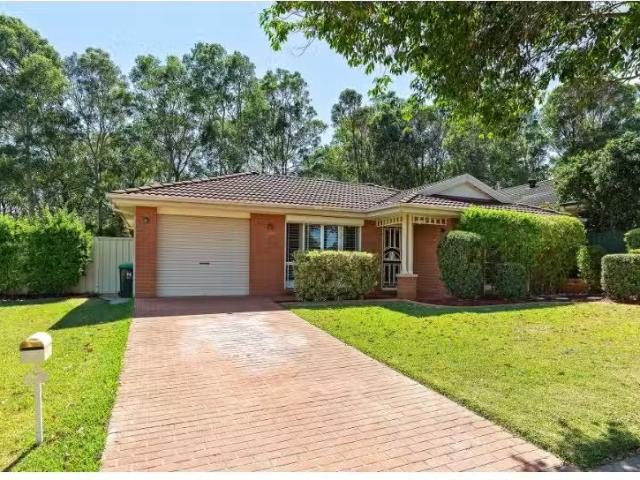 16 Basswood Crescent, Fletcher House for rent Listed by Kaitl.