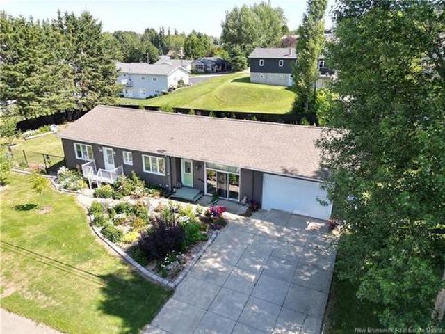 16 Beaulieu St, Grand Sault/Grand Falls, NB, E3Y 1C9 house for sale | Listing ID NB144839 | Royal LePage