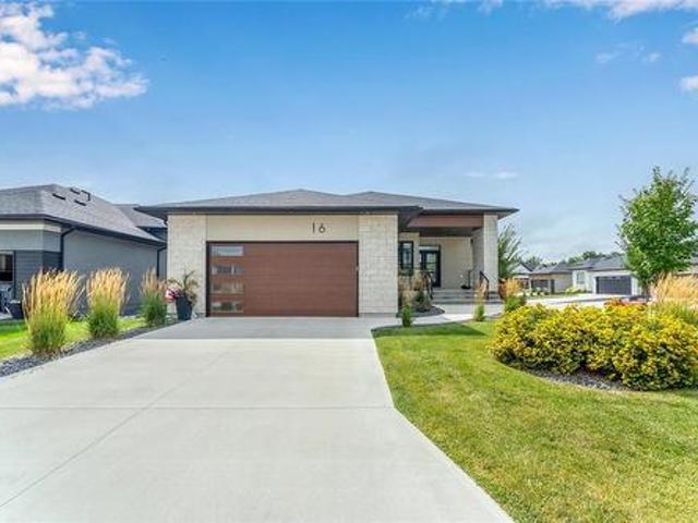 16 Beck Cove, Winnipeg, MB, R3R 3Z1 house for sale | Listing ID 202621 | Royal LePage