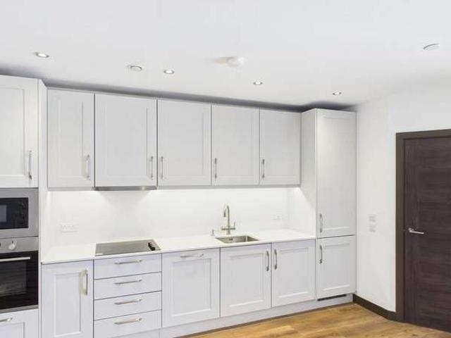 16 Bedroom Apartment Flat