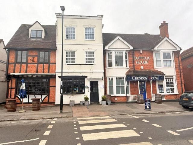 16 bedroom detached house for sale