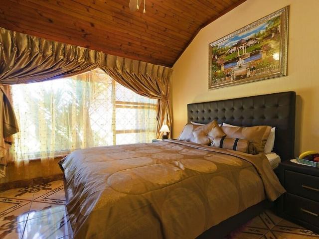 16 Bedroom House For Sale in Bryanston