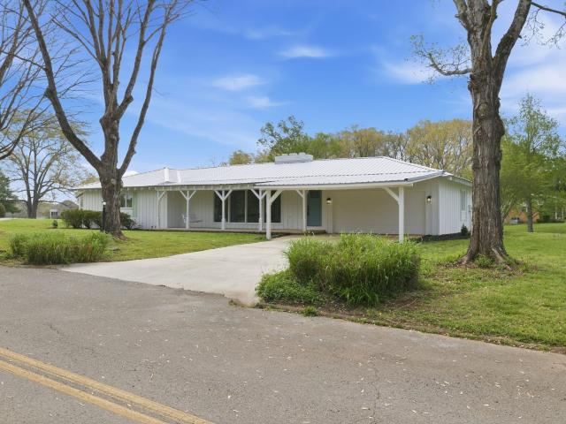 16 Bingham Ct