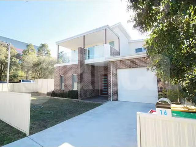 16 Boarman Street, YAGOONA House for rent Listed by For Rent.