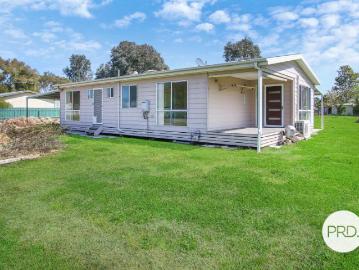 Holbrook, Greater Hume, Victoria