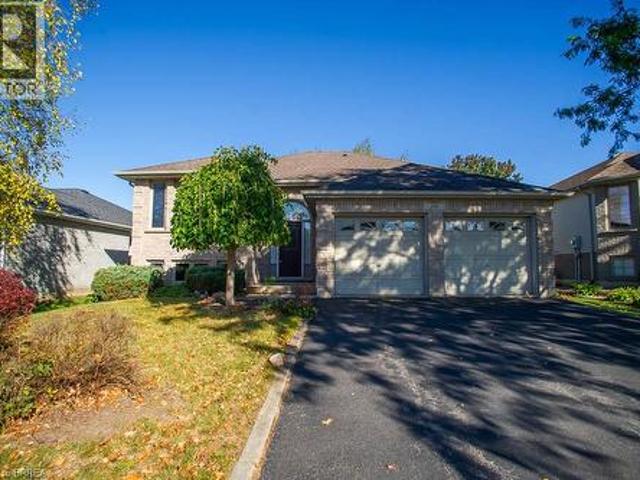 16 Bradbury Crescent, Paris, ON, N3L 4E1 house for sale | Listing ID 40869 | Royal LePage
