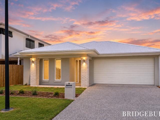 16 Canning Crescent, Nirimba