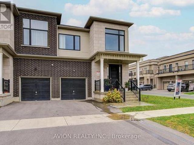 16 Callisto Lane, Richmond Hill, ON, L4C 4Z2 house for sale | Listing ID N13678 | Royal LePage