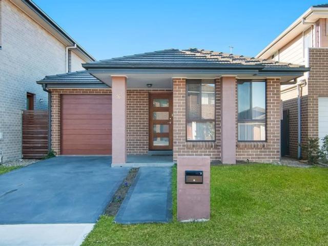 16 Carcoola Way Jordan Springs