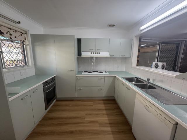 16 Castlecor StreetFerny Grove QLD 4055, Australia