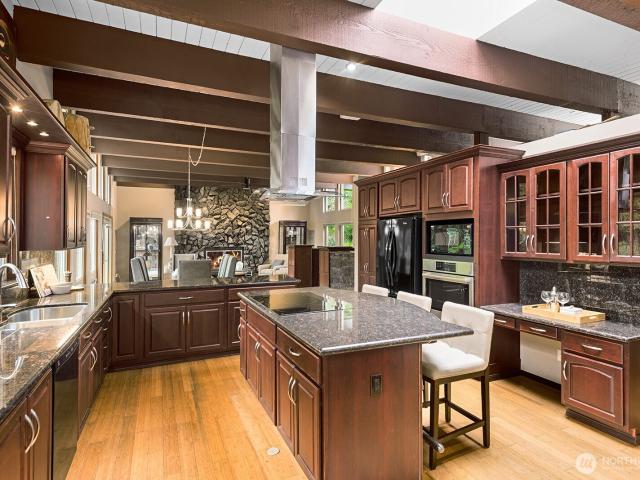 16 Cascade Ky, Bellevue, WA 98006 | MLS #2516