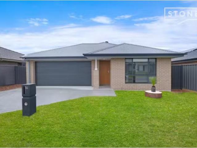 16 Caudalie Street, Bellbird House for rent Listed by Claudia.