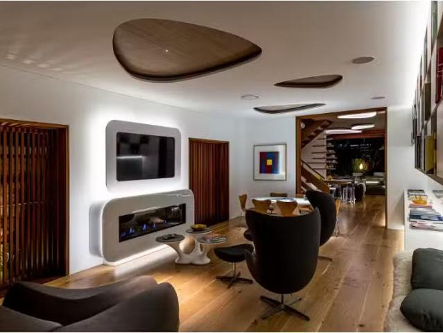 16 Chambers Avenue, Bondi Beach House for rent Listed by Gran.
