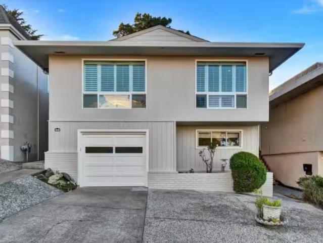 16 CHRISTOPHER CT, DALY CITY, CA 94015