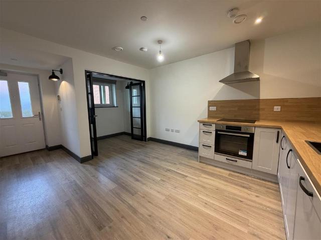 16 Churchgate, Stockport SK1 1 bed apartment to rent £1,015 pcm £234 pw