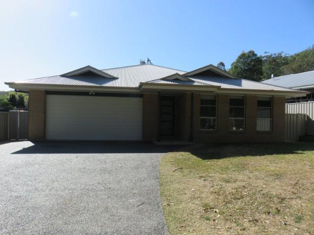 16 Cooper Street East