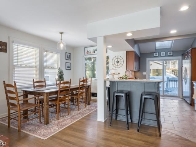 16 Cobb Pl