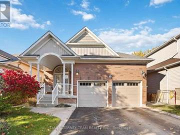 16 Cody Avenue, Whitby, ON, L1M 1K8 house for sale | Listing ID E13497 | Royal LePage