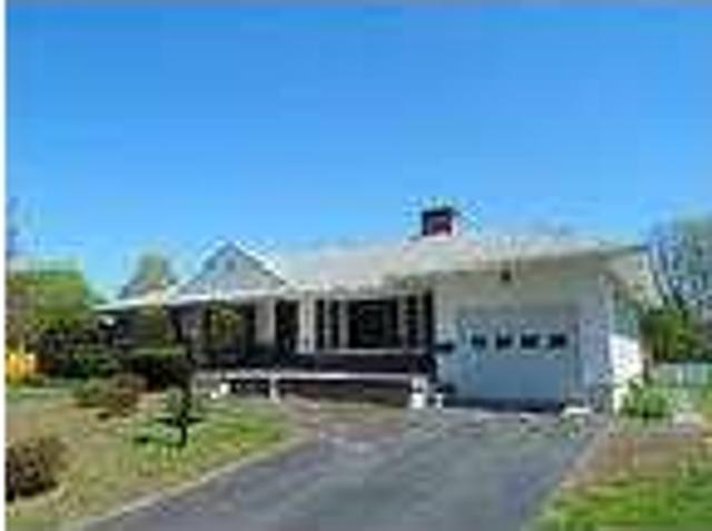 16 Clover St, Exeter, Nh 03833