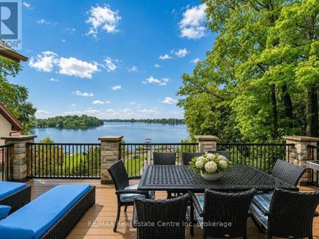 16 Clergy Lane, Puslinch Lake Settlement Areas, ON, N0B 2J0 house for sale | Listing ID X13743 | Royal LePage