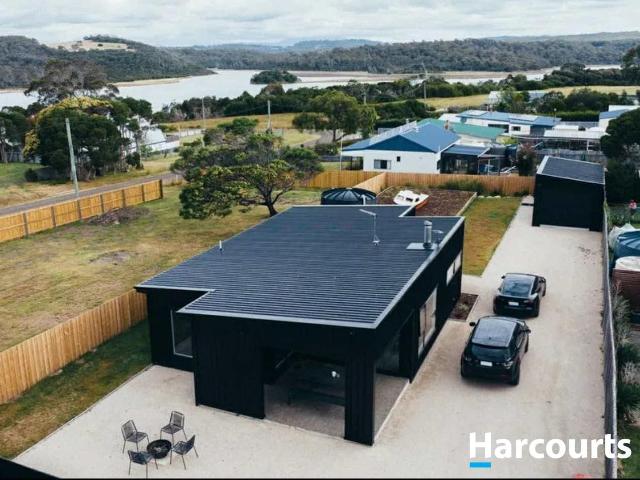 16 Davies Street, WEYMOUTH, TAS 7252
