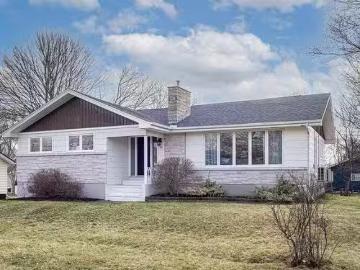 16 Donwood Drive, Charlottetown, PE, C1A 5L2 house for sale.