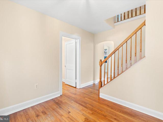 16 E Braddock Road, Alexandria, US, VA