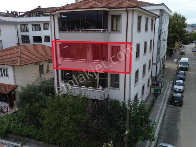 16 Şeker Emlak Yeni Mahallede 135 M2 Kiralık Daire