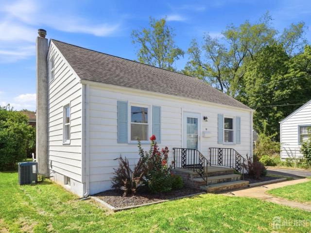 16 Eisenhower Avenue