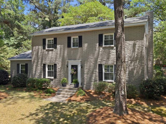 16 Elizabeth Lane