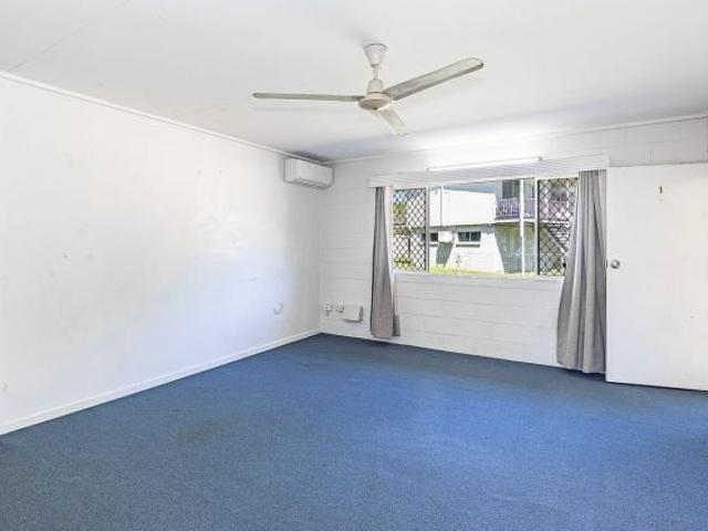 1/6 Ellis Ct, Mount Louisa