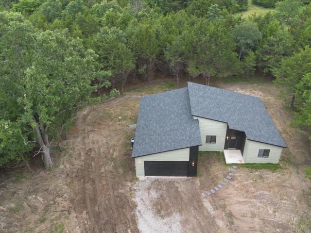 16 Emerald Lane