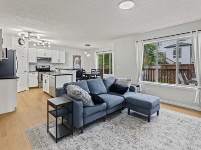16 Evansbrooke Rise Nw, Calgary, AB, T3P 1C6 house for sale | Listing ID A2349 | Royal LePage