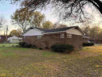 16 Fairview Drive