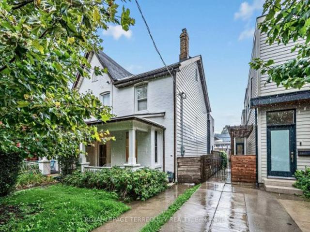 16 Fennings Street, Toronto, ON, M6J 3B8 house for sale | Listing ID C13795 | Royal LePage