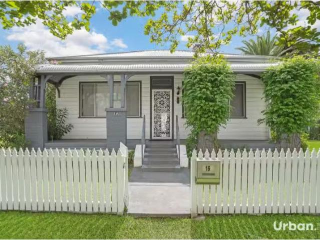 16 Ferguson Street, Cessnock House for rent Listed by Jessica.