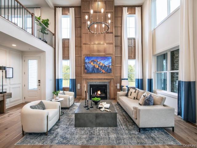 16 Fieldstone Knoll 55