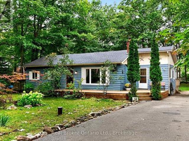 16 Fredrick Avenue, Tiny, ON, L0L 1P0 house for sale | Listing ID S13849 | Royal LePage
