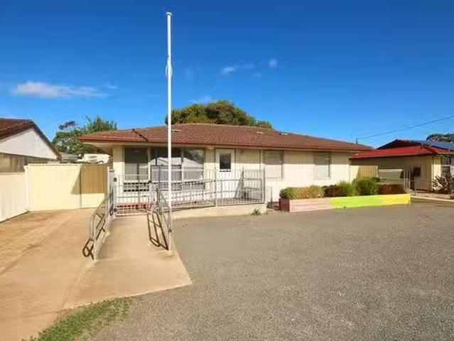 16 Gail Crescent, Murray Bridge, SA 5253
