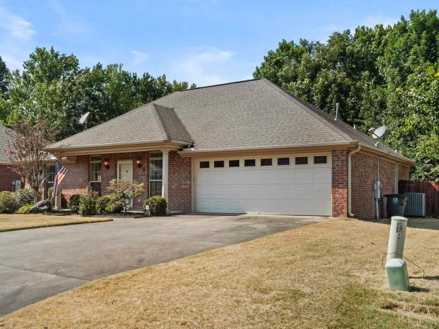 16 Gin Creek Drive
